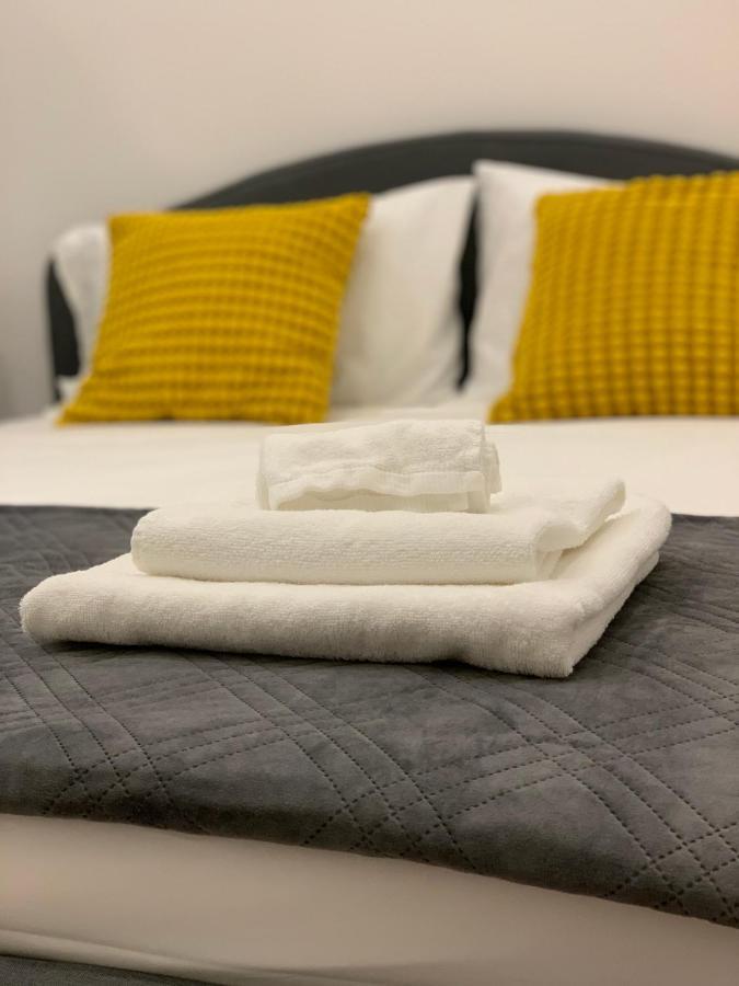 Citywise Vittorio - Independent Apartment Near Bari Central Station Экстерьер фото