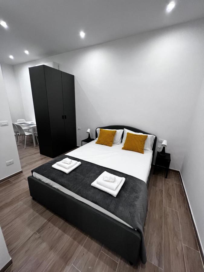 Citywise Vittorio - Independent Apartment Near Bari Central Station Экстерьер фото